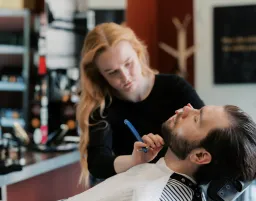 Groom HQ