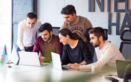 Relatore Solutions