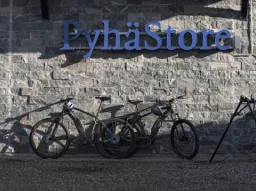 PyhäStore