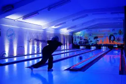 Fun Bowling & Bar