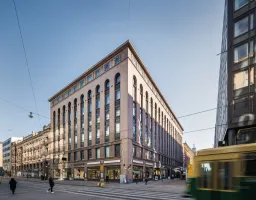 Kluuvikatu 3
