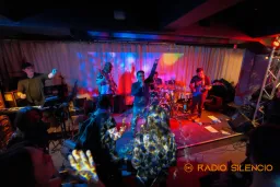 Radio Silencio