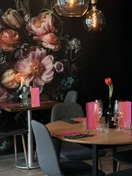 Bistro 11