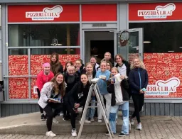 Pizzeria lila